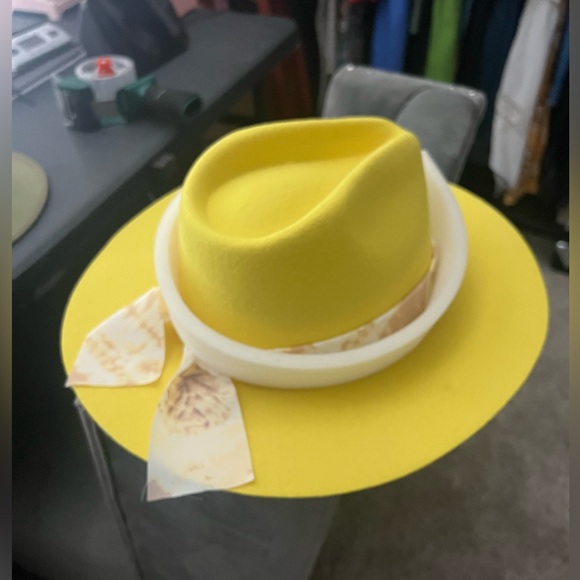 Wyeth Piper Hat, Bright Yellow, NWT - Picture 4 of 7